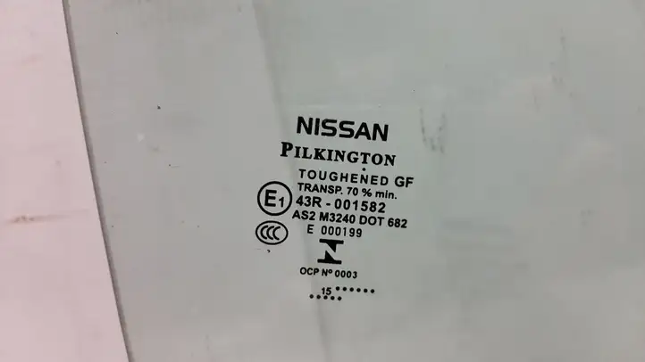 Nissan Qashqai (2013 - 2017) 803004EA0A Стекло передней двери — фото 2