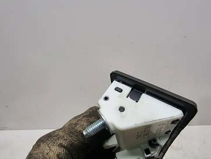 Audi A6 C7 (2011 - 2014) 5N0827566T Кнопка закрытия крышки багажника — фото 4
