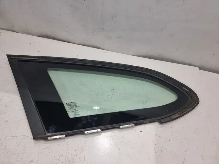 Volvo V60 (2013 - 2018) 31385436 Заднее боковое стекло — фото 1