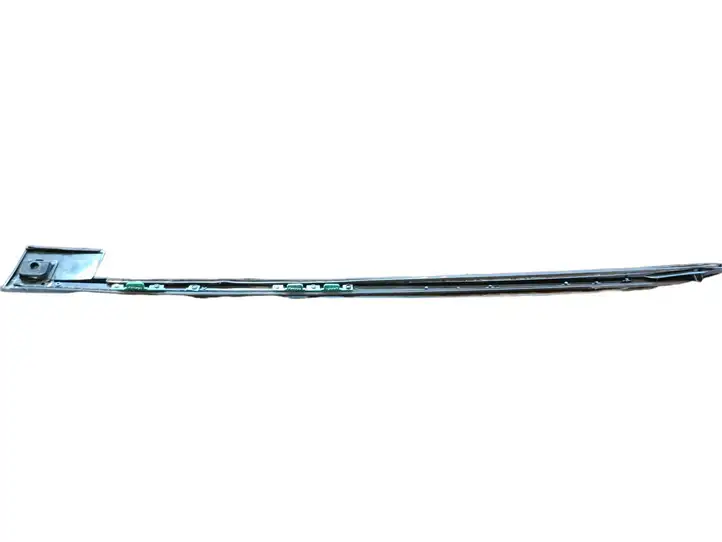 Honda CR-V (2006 - 2009) 1002388100678 Накладка стоек лобового стекла — фото 3