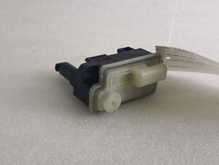 BMW 4 G22 G23 G24 G26 (2020 - )  7378259 Электрический замок крышки бака