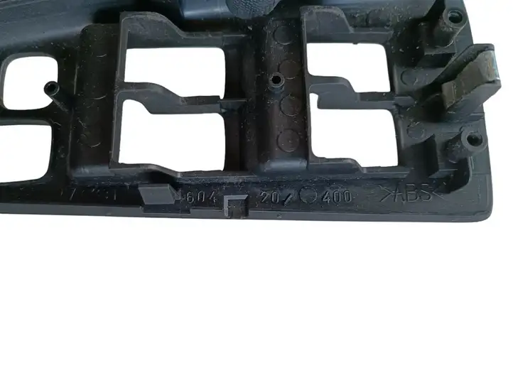 Toyota Land Cruiser (J120) (2002 - 2009) 74231604 Блок кнопок стеклоподъемников — фото 4