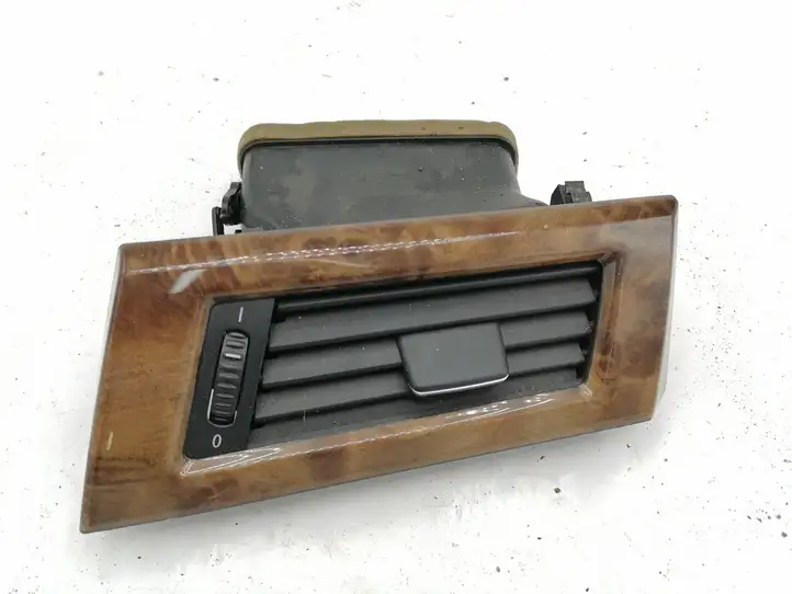 BMW 5 E60 E61 (2004 - 2010) 64226949303 Боковой воздушный дефлектор — фото 1