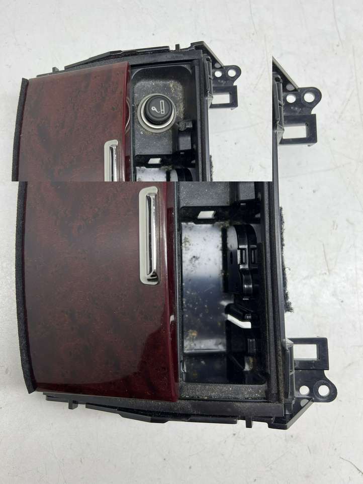 Lexus IS 220 (2005 - 2010)  1A421032G Отделка пепельницы