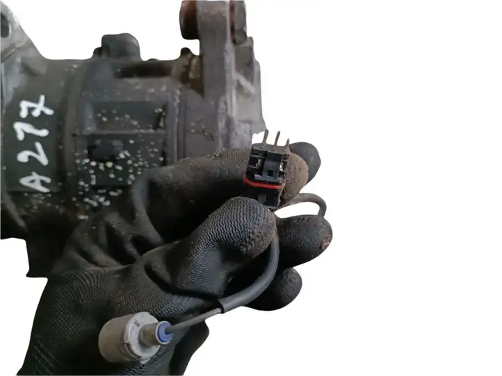 BMW 5 F10 F11 (2009 - 2016) 6452922369402 Компрессор (насос) кондиционера воздуха — фото 4