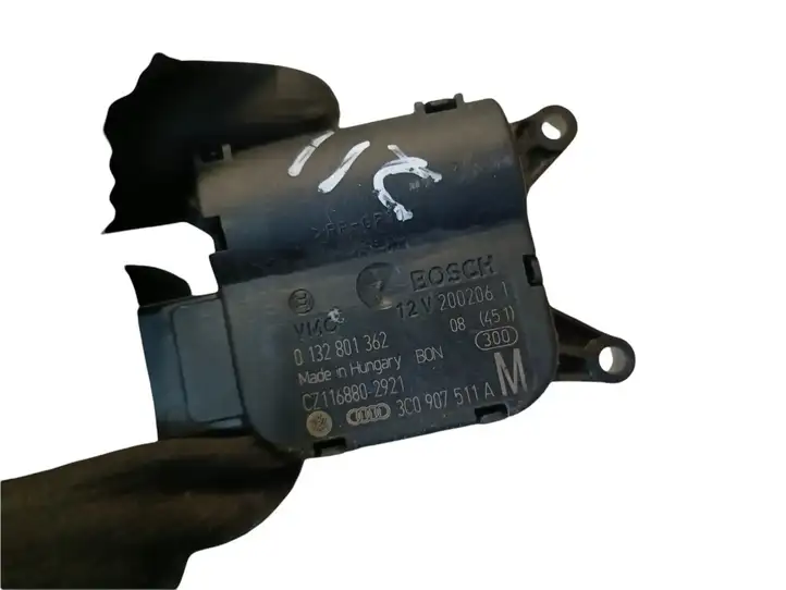 Volkswagen Golf Plus (2004 - 2008) 0132801362 Двигатель задвижки потока воздуха — фото 3