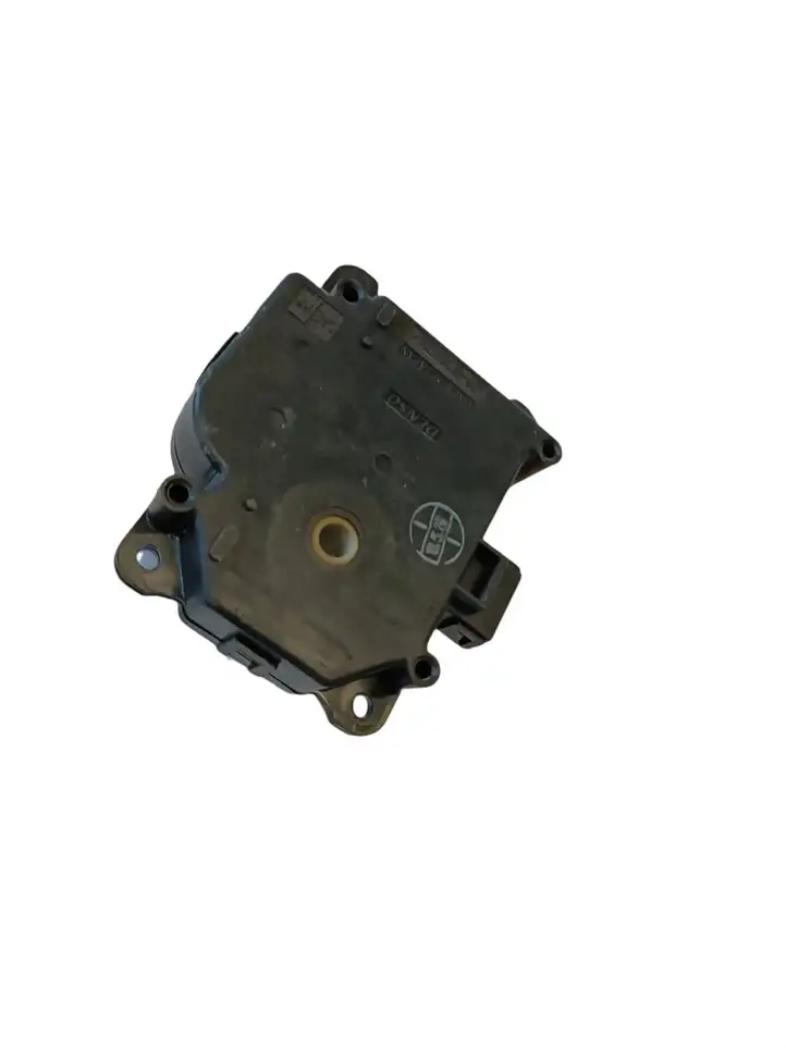 Toyota RAV 4 (XA20) (2000 - 2005) 0637008330 Двигатель задвижки потока воздуха — фото 2