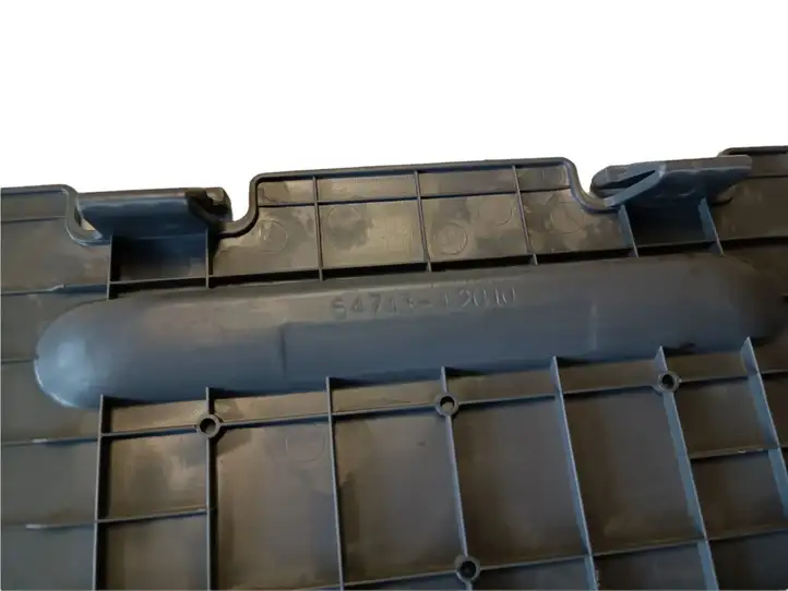 Toyota RAV 4 (XA20) (2000 - 2005) 6474342010 Прочая отделка багажника — фото 3