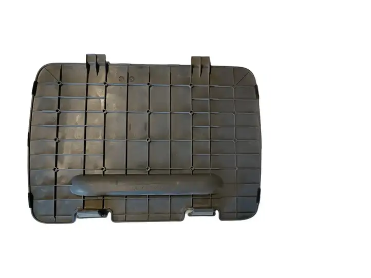 Toyota RAV 4 (XA20) (2000 - 2005) 6474342010 Прочая отделка багажника — фото 2