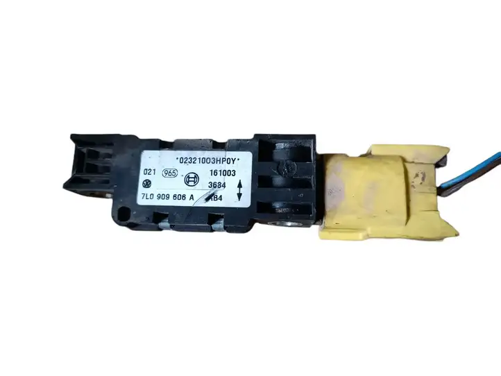Volkswagen Touareg I (2002 - 2010) 7L0909606A Датчик удара SRS — фото 3