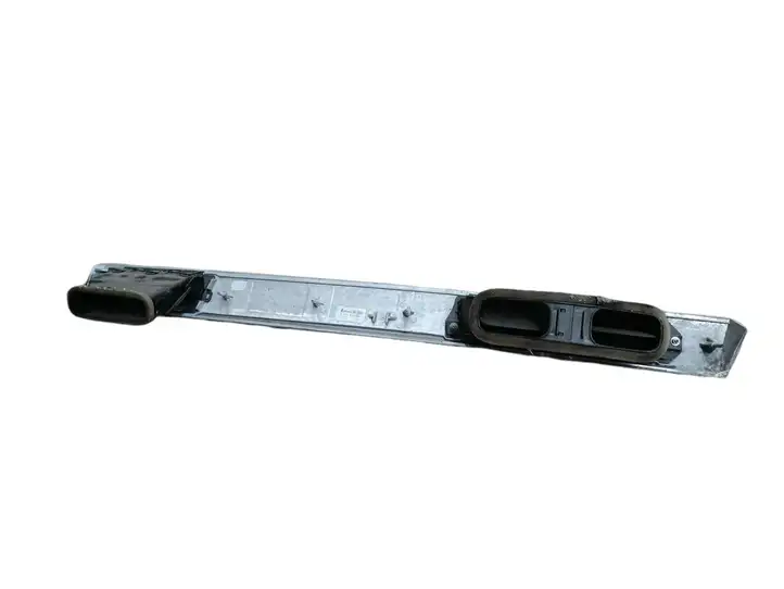 BMW 5 E60 E61 (2004 - 2010) 804581302 Центральный воздушный дефлектор — фото 2