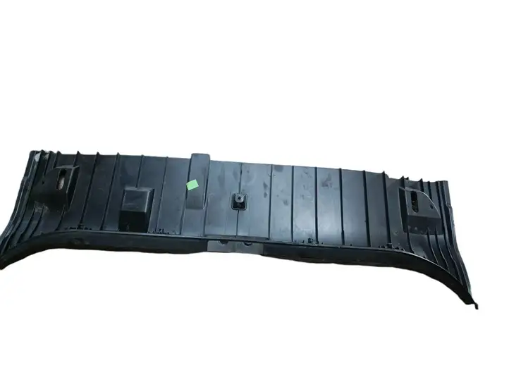 BMW 5 E60 E61 (2004 - 2010) 51477024863 Отделка порога багажника — фото 2
