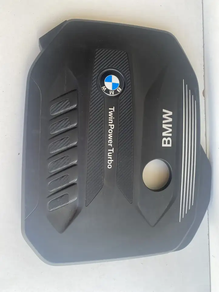BMW 5 G30 G31 (2016 - ) 8571320 Крышка двигателя декоративная — фото 3
