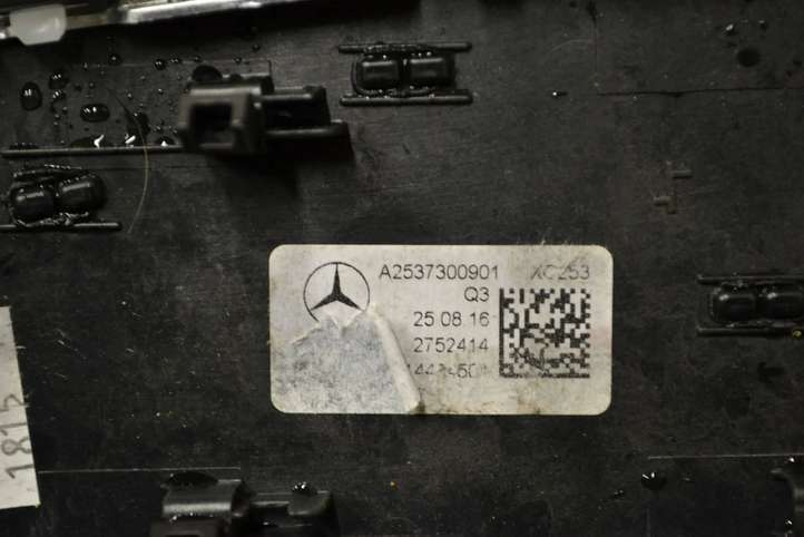 Mercedes-Benz GLC X253/C253 (2015 - )  A2537300901 Задняя oтделка