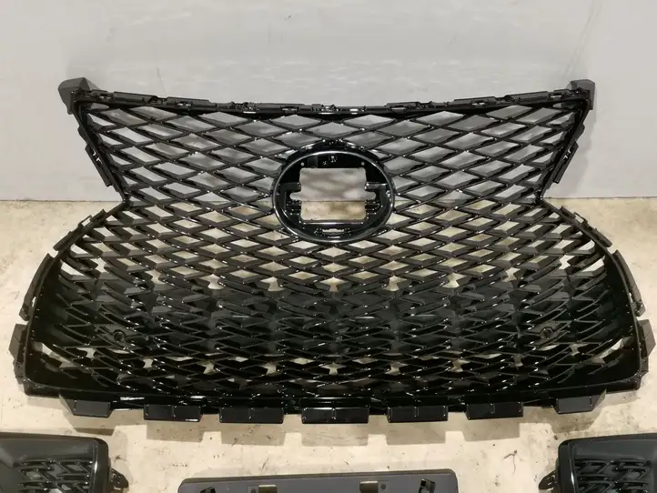 Lexus RX 450H (2019 - ) Нижняя решетка переднего бампера — фото 4