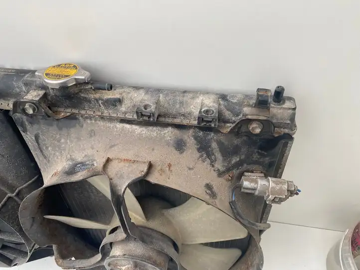 Toyota Avensis T220 (2000 - 2003) 1227502736 Комплект радиаторов охлаждения — фото 27