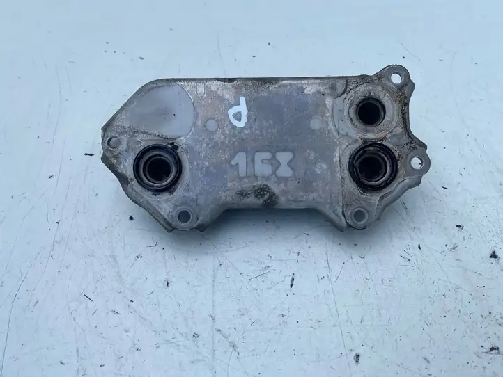 Toyota Avensis T250 (2006 - 2009) 157100R01000 Кронштейн масляного фильтра — фото 6