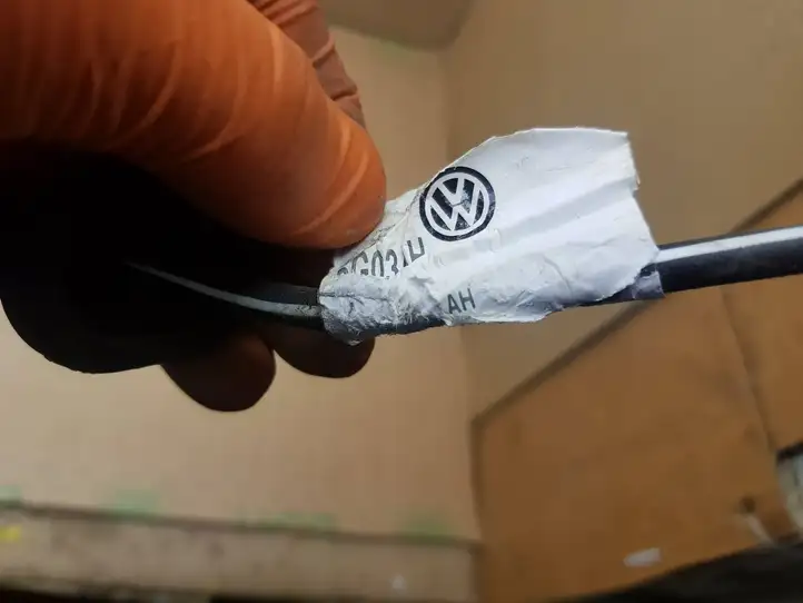 Volkswagen Golf VII (2013 - 2019) Проводка переднего датчика ABS — фото 5