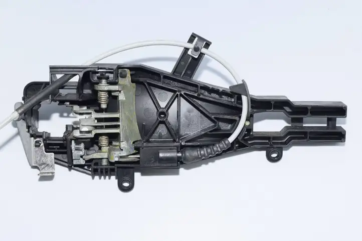 BMW 3 E90 E91 (2005 - 2012) 7059971 Крепление наружной ручки передней двери — фото 2