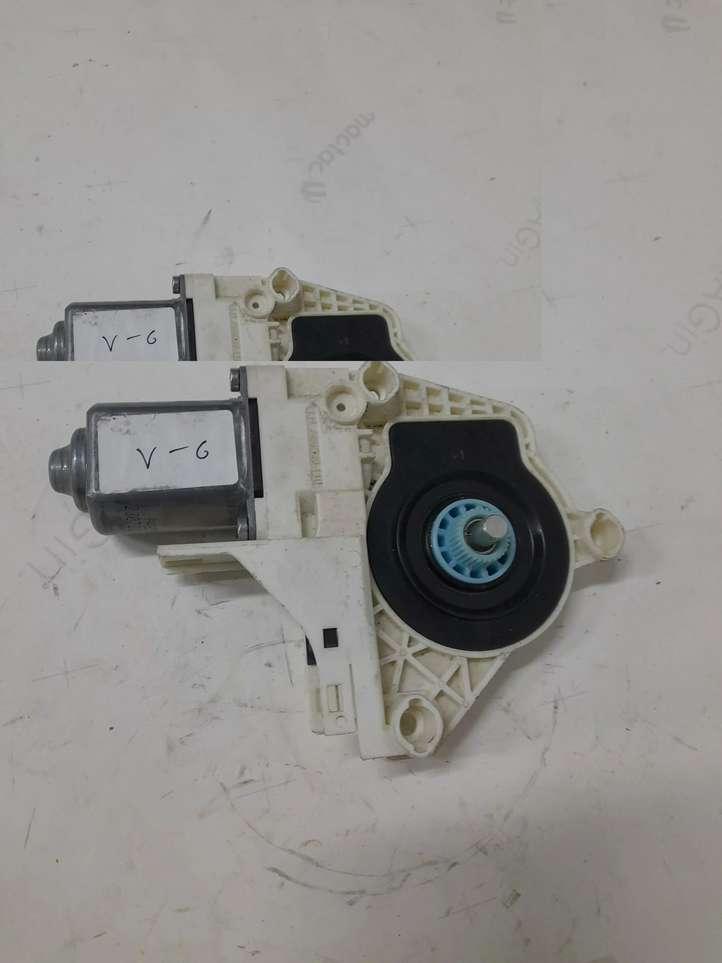 Audi Q5 (2012 - 2017)  8K0959812A Механизм подъема окон задней двери