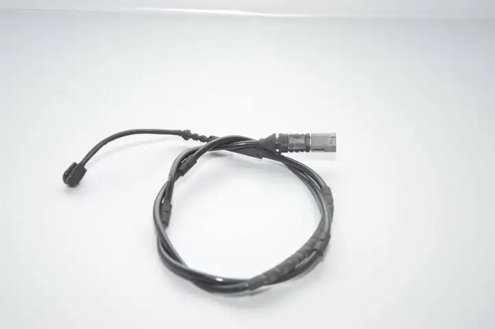 BMW 4 F32 F33 (2013 - 2017) 6792292 Датчик износа тормозных колодок — фото 2