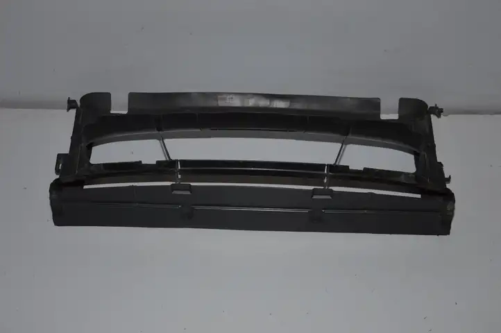 BMW 3 F30 F35 F31 (2012 - 2018) 7255414 Дефлектор воздуха — фото 4