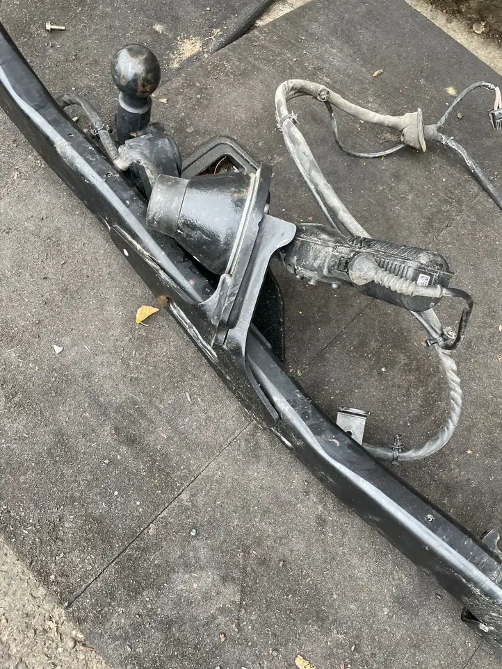 Volkswagen Tiguan (2016 - 2020) 8W0959245 Комплект буксировочного крюка — фото 4
