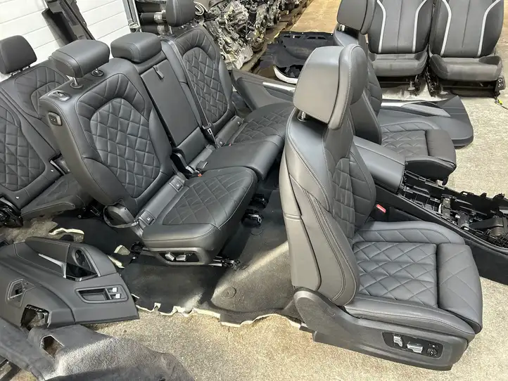 BMW X7 G07 (2018 - ) Комплект отделки дверей — фото 20