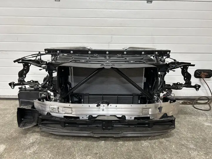 BMW X7 G07 (2018 - ) 985392505 Панель радиаторов двигателя — фото 1