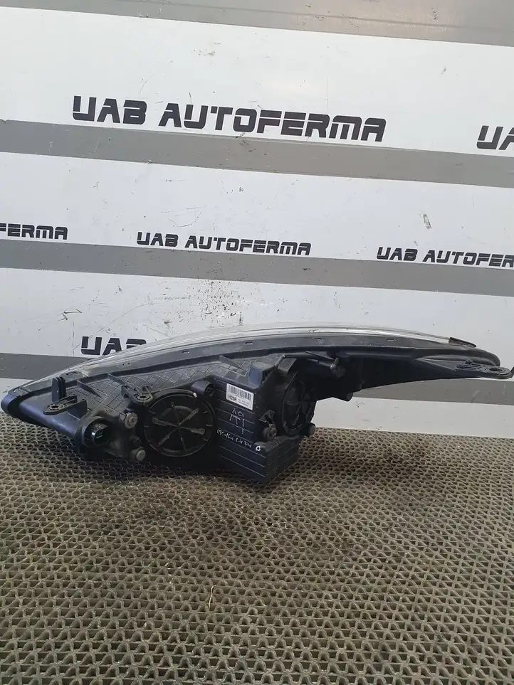 Hyundai i30 (2015 - 2017) 92102A6070 Передняя фара — фото 11