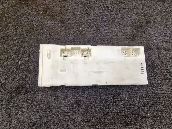 Mercedes-Benz E W212 (2009 - 2016) A2129004203 Блок управления крышкой багажника — фото 3