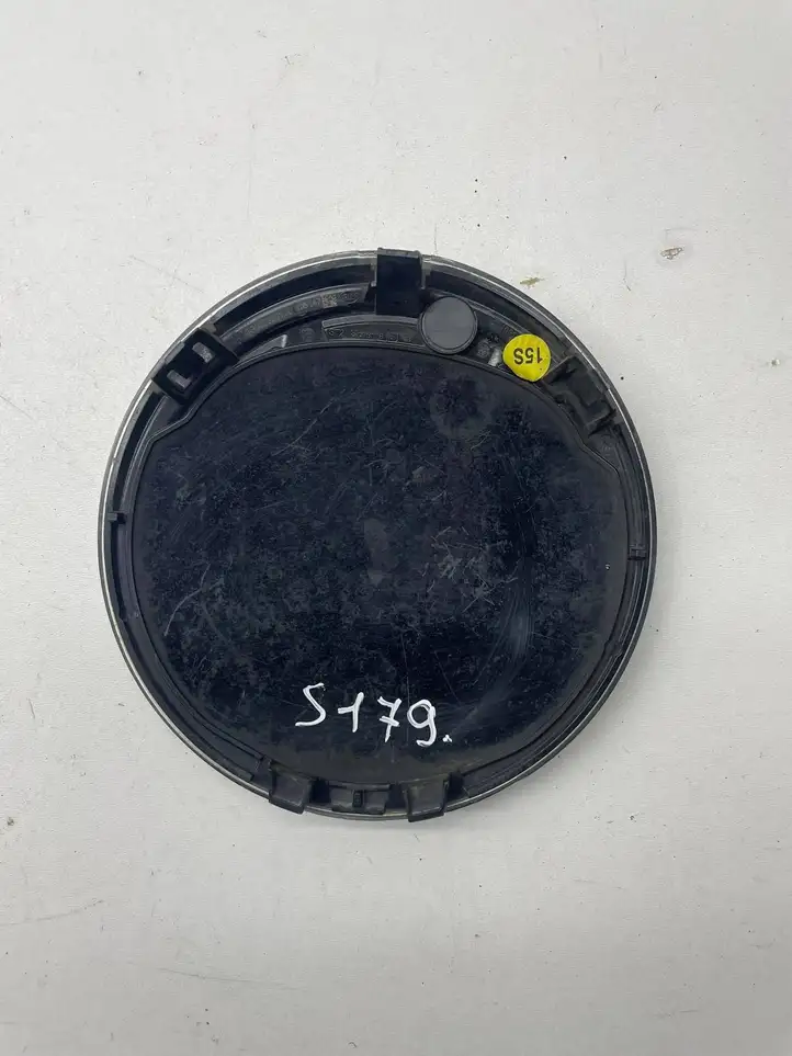 Volkswagen PASSAT B8 (2015 - ) 3G0853601A Эмблема автомобиля — фото 2