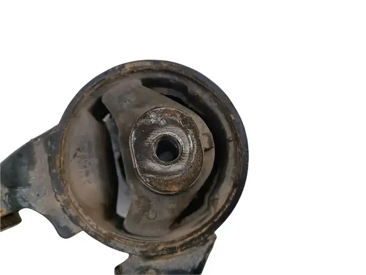 Toyota Avensis T250 (2006 - 2009) 123710R010 Опора двигателя — фото 2