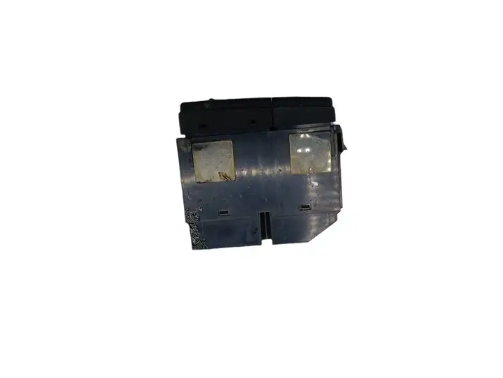 Toyota Avensis T250 (2006 - 2009) 8479005130 Кнопка обогрева стекла — фото 2