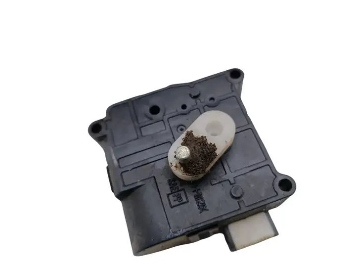 Toyota Avensis T250 (2006 - 2009) 1138002051 Двигатель задвижки потока воздуха — фото 3