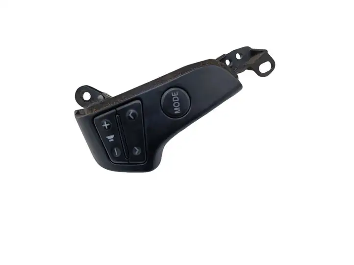 Toyota Avensis T250 (2006 - 2009) 75B596 Кнопки на рулевом колесе — фото 1