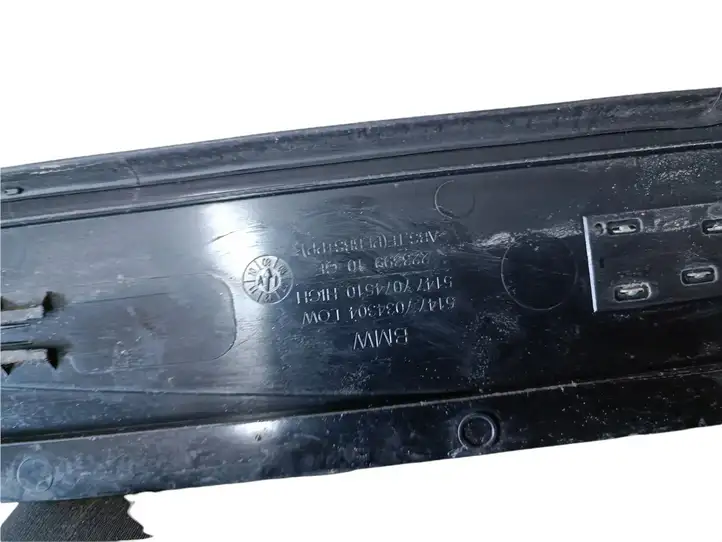 BMW 5 E60 E61 (2004 - 2010) 51477034304 Внутренняя отделка переднего порога — фото 3
