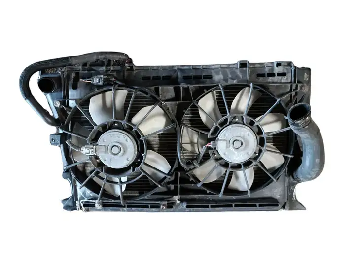 Toyota Avensis T250 (2006 - 2009) 153630G050 Радиатор охлаждающей жидкости двигателя — фото 3