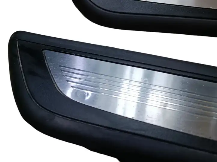 BMW 7 F01 (2008 - 2016) 51478046291 Внутренняя обшивка порога (комплект) — фото 6