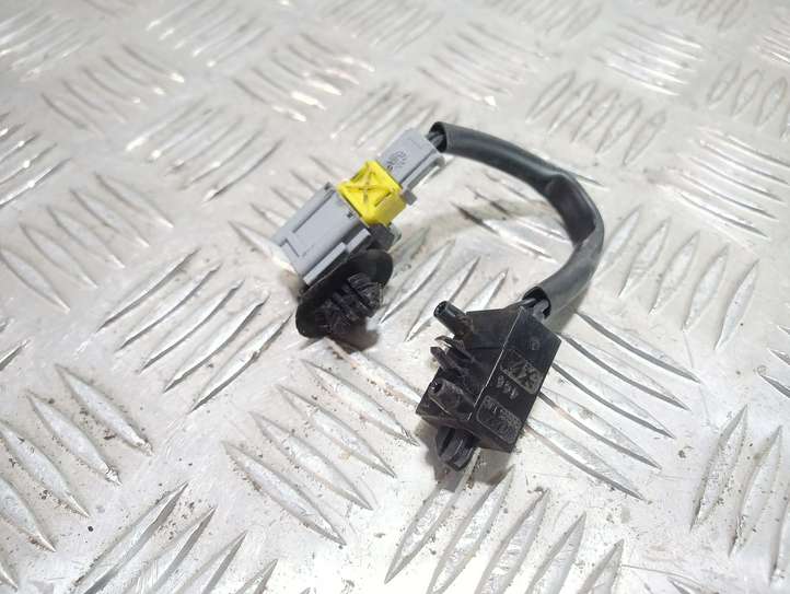 Citroen Xsara Picasso (1999 - 2012)  95835T02 Другой датчик