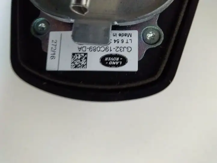 Lexus CT 200H (2013 - 2017) GJ3219C089DA GPS антенна — фото 4