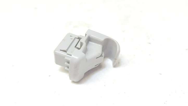 Subaru Forester SH (2008 - 2013)   Держатель щитка от солнца