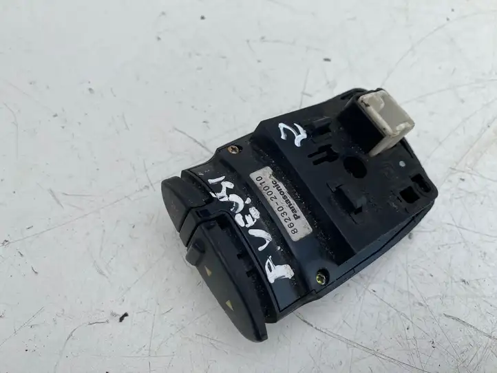 Toyota Avensis T220 (2000 - 2003) 8623020010 Кнопки на рулевом колесе — фото 2