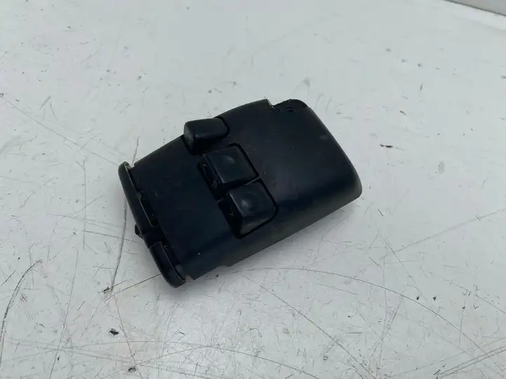 Toyota Avensis T220 (2000 - 2003) 8623020010 Кнопки на рулевом колесе — фото 5