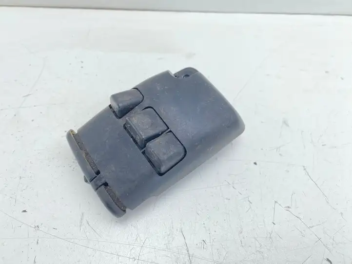 Toyota Avensis T220 (2000 - 2003) 8623020010 Кнопки на рулевом колесе — фото 9