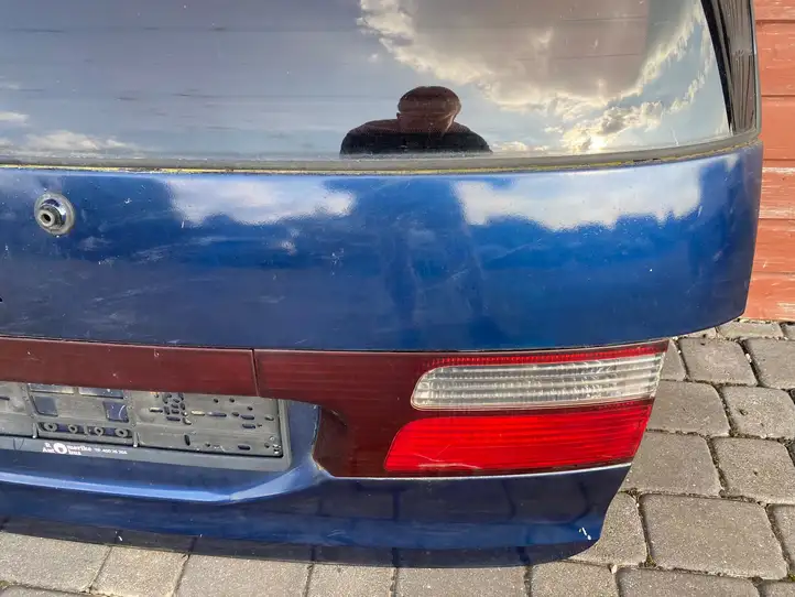 Toyota Previa (XR30, XR40) II (2000 - 2006) Крышка багажника — фото 3