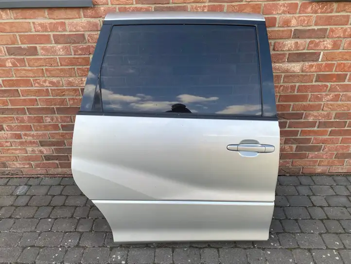 Toyota Previa (XR30, XR40) II (2000 - 2006) Боковая раздвижная дверь — фото 1