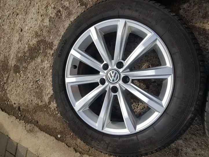Volkswagen PASSAT B8 (2015 - ) 3G0601025D Легкосплавный колесный диск R17 — фото 1