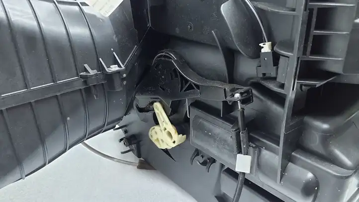 Toyota Aygo AB40 (2014 - 2018) 87010YV060 Комплект системы вентиляции салона — фото 2