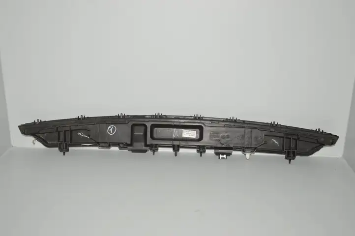 BMW 7 G11 G12 (2015 - 2022) 7357105 Подсветка номера — фото 6